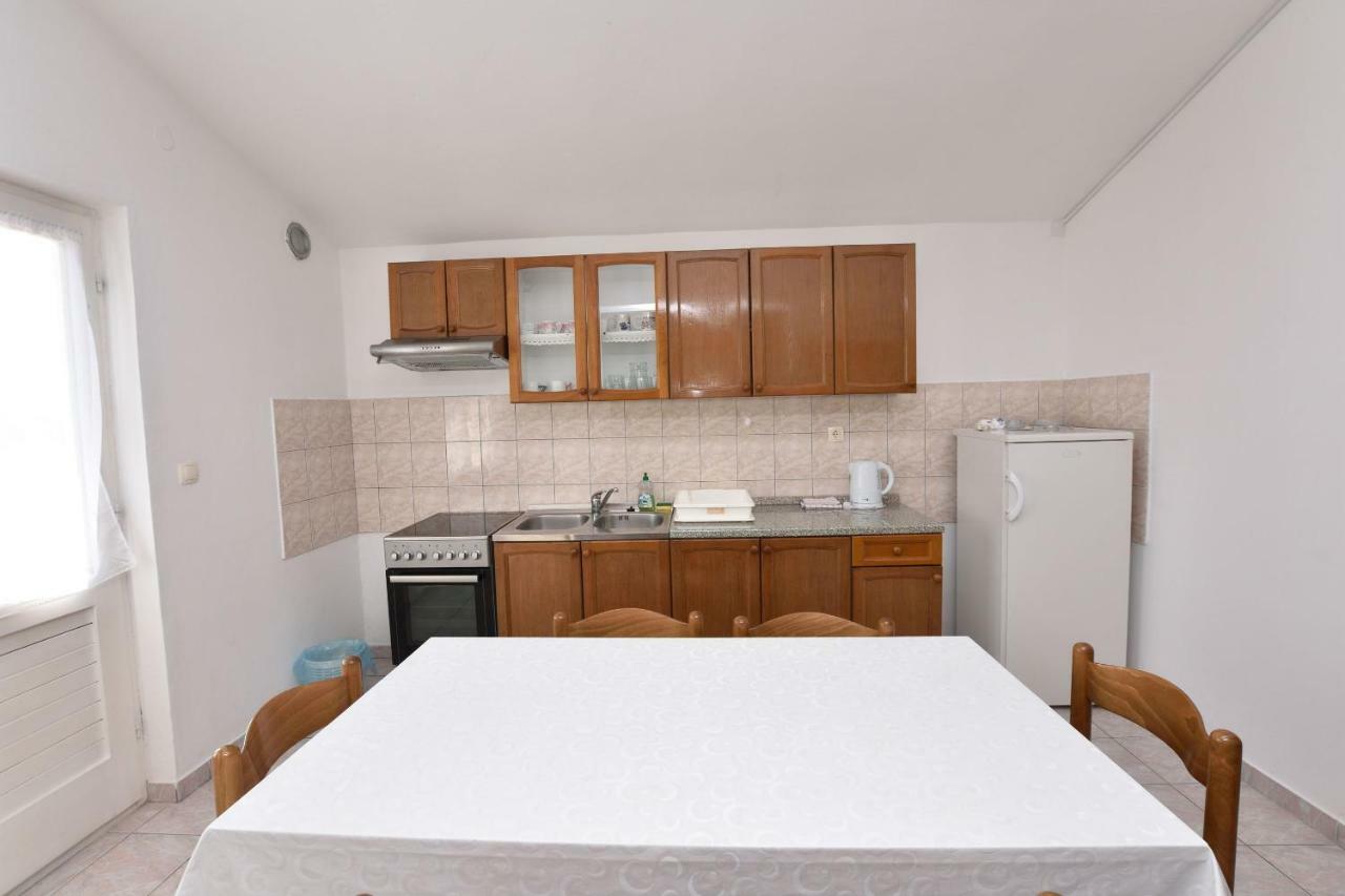 Apartment Damir Primošten